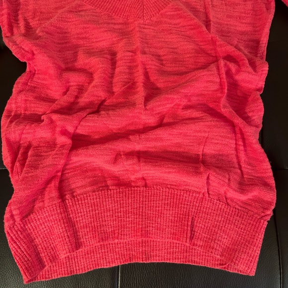 EXPRESS Sweater - Picture 7 of 11